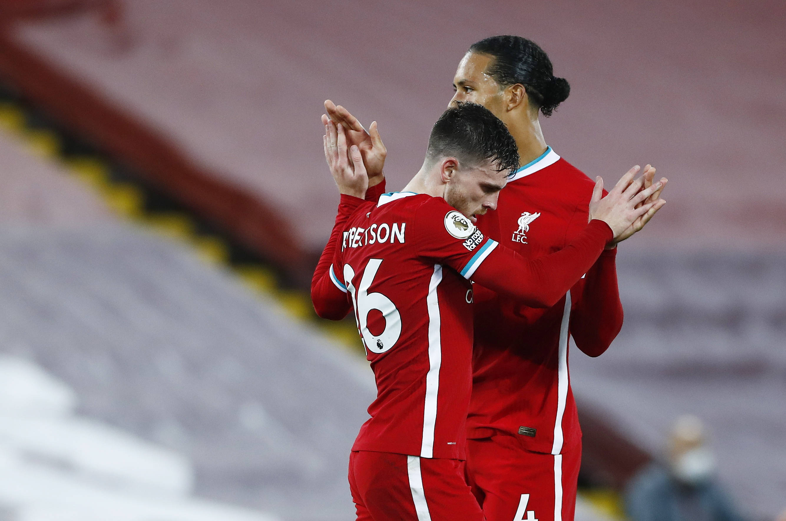 他們不僅雙 他們不僅雙